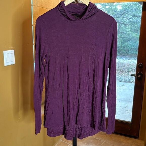 Fenn Wright Manson Plum Turtleneck High Low Modal Top Size Large - Picture 1 of 6